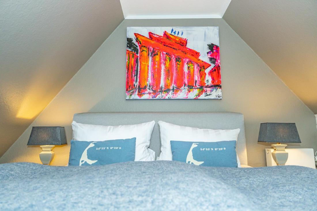 Maritim Und Individuell In Wenningstedt Mit Balkon Apartment Luaran gambar