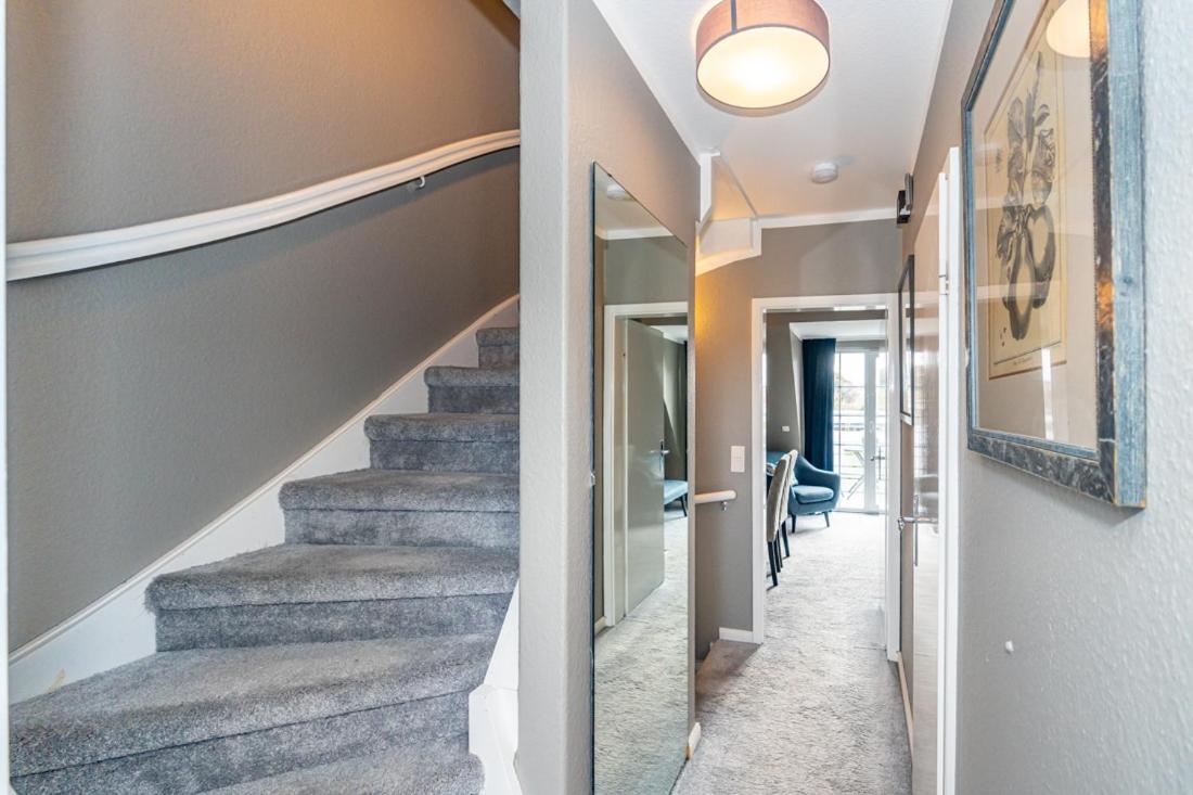 Maritim Und Individuell In Wenningstedt Mit Balkon Apartment Luaran gambar