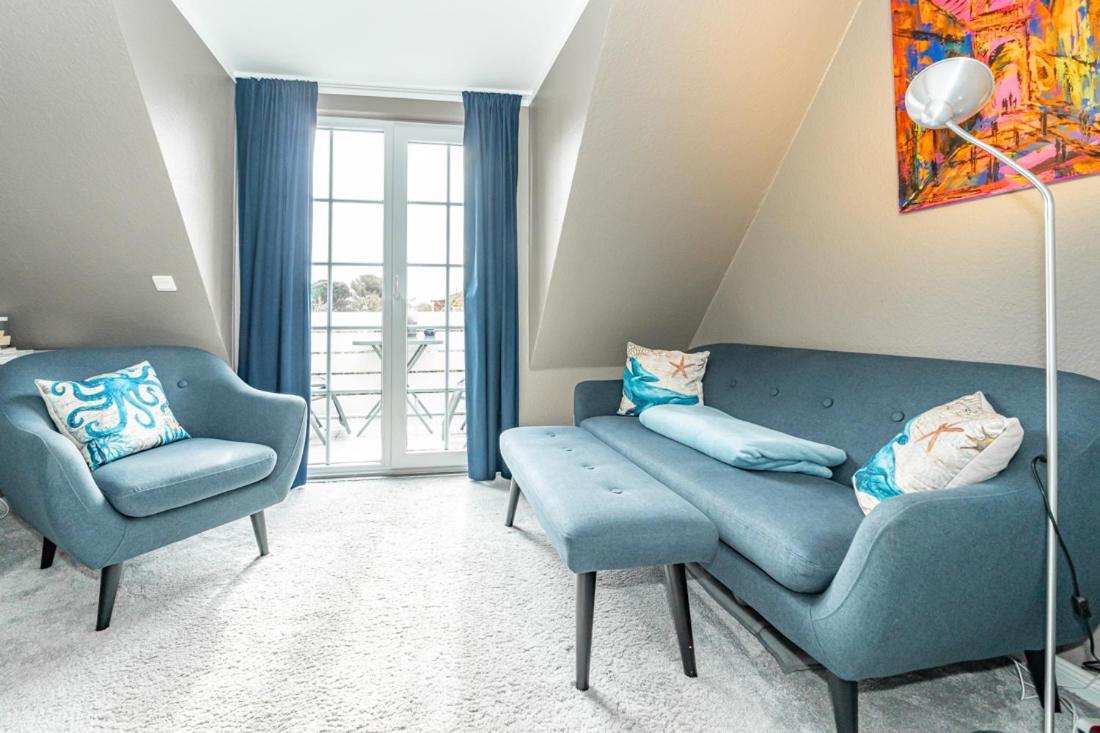 Maritim Und Individuell In Wenningstedt Mit Balkon Apartment Luaran gambar